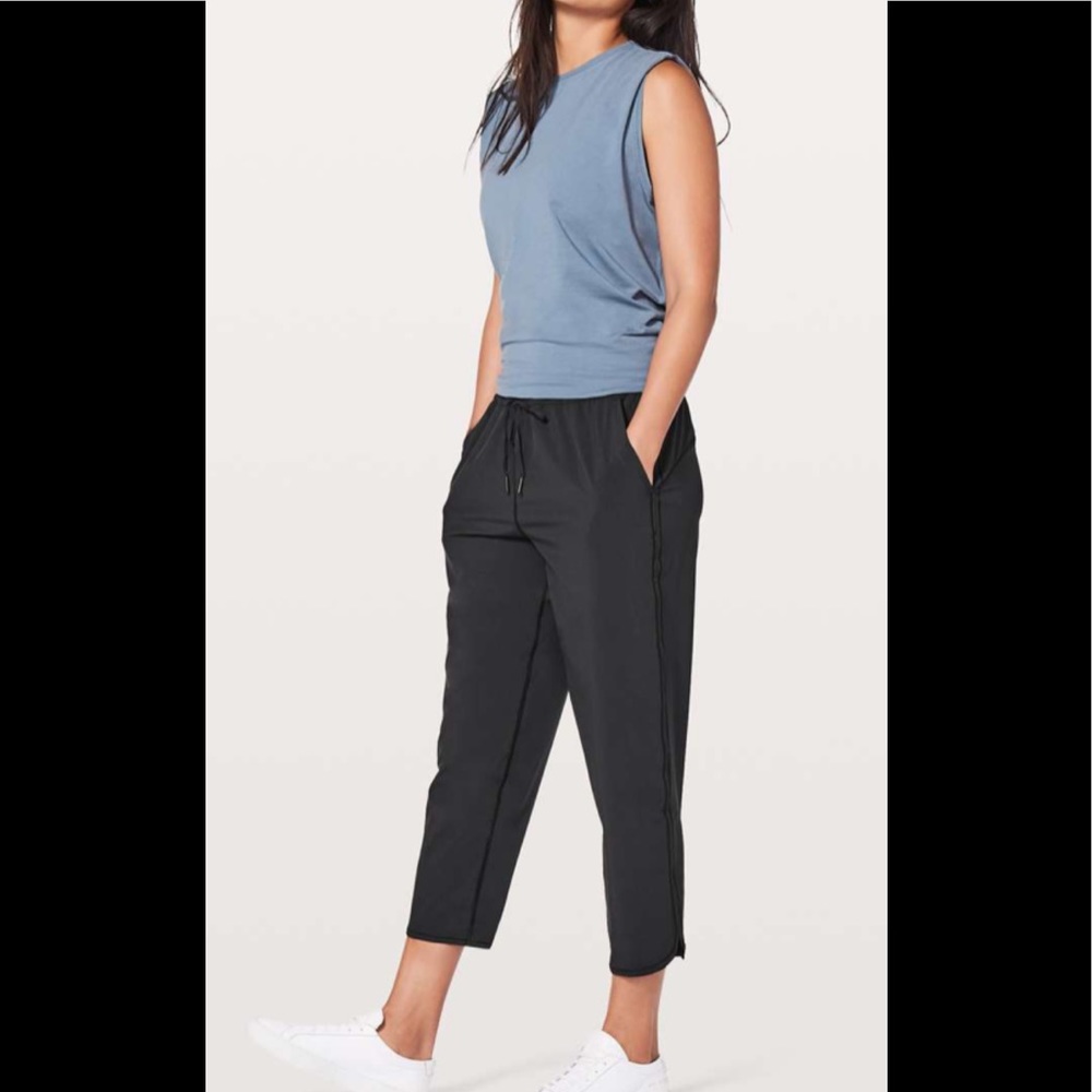 Lululemon Keep It Classic Crop - Picture 8 of 8